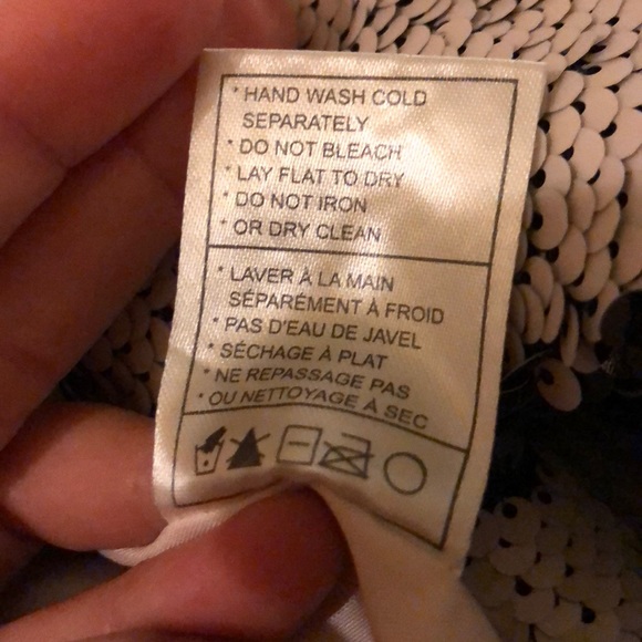 ❌SOLD ❌ Cupcakes & Cashmere sequined jacket - Picture 7 of 7